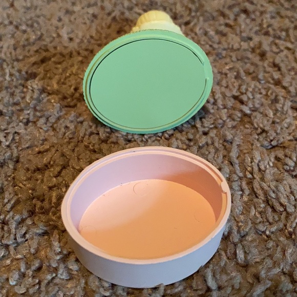 Precious Moments Figurine - Picture 4 of 5